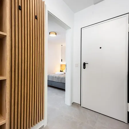 Sunshine Breeze Apartman Promajna